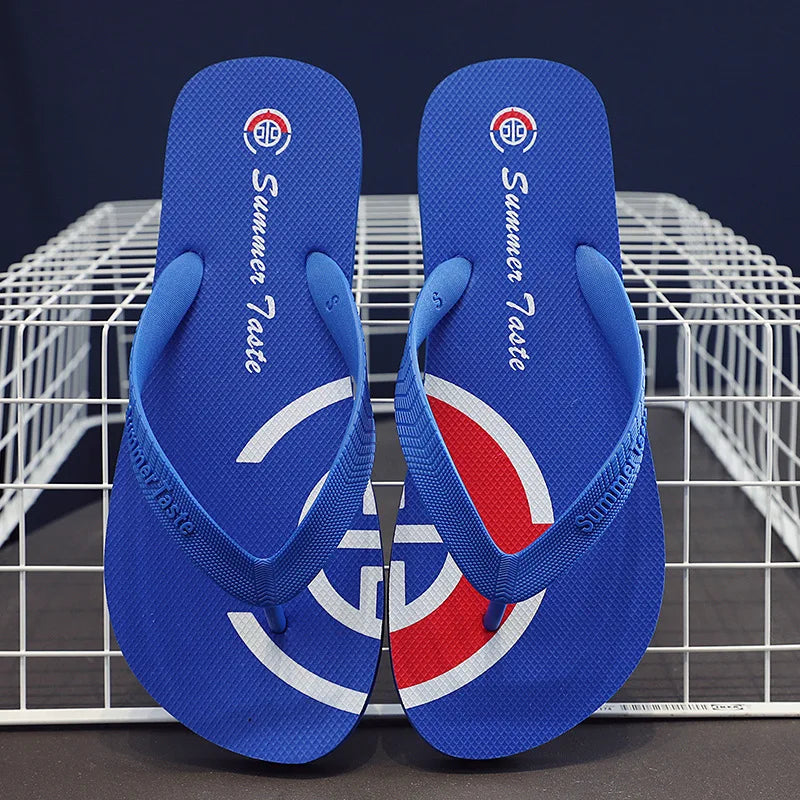 2022 New Flip Flops Slippers Men Summer Anti-skid Outdoor Korea Casual Light Beach Sandals Household Slipper Students Slides