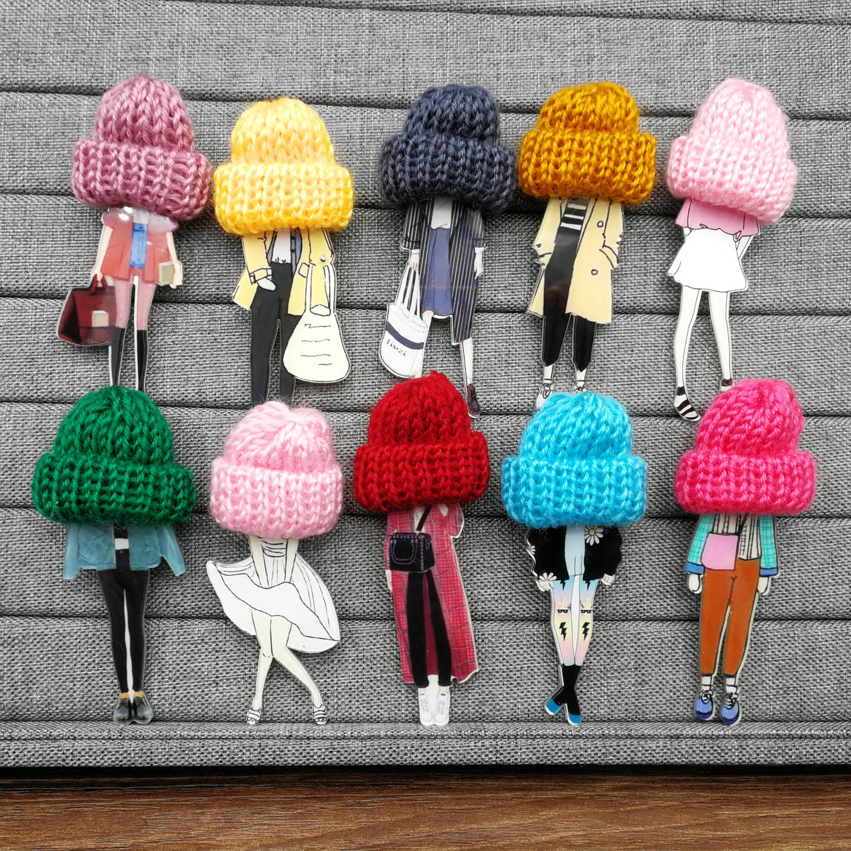12pcs Fashion Brooch Pins for Woman Brooches Girls Cartoon Models Acrylic Brooches Kawaii Pompom Clothing Jewelry Accessories