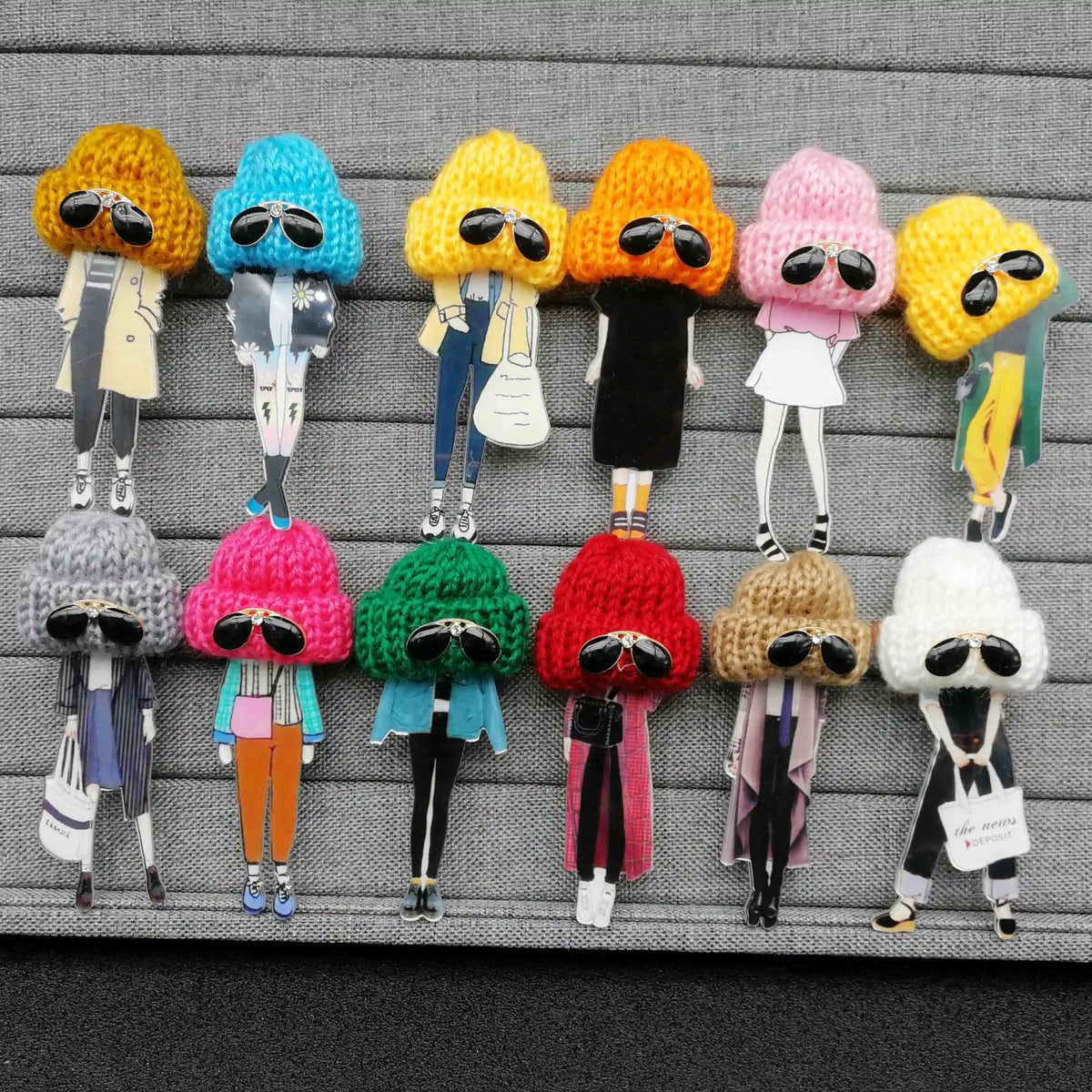 12pcs Fashion Brooch Pins for Woman Brooches Girls Cartoon Models Acrylic Brooches Kawaii Pompom Clothing Jewelry Accessories