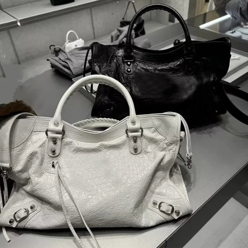 New Handbags European 2026 Tendency Fashion Motorcycle Women Bag Textured Niche Design Stylish Shoulder Crossbody Bag for Women