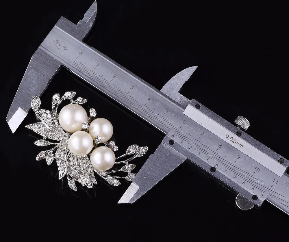 New Retro Rhinestone Pearl flower bride wedding brooch fashion Shawl Scarf Buckle pins gift jewelry Wholesale  H1092