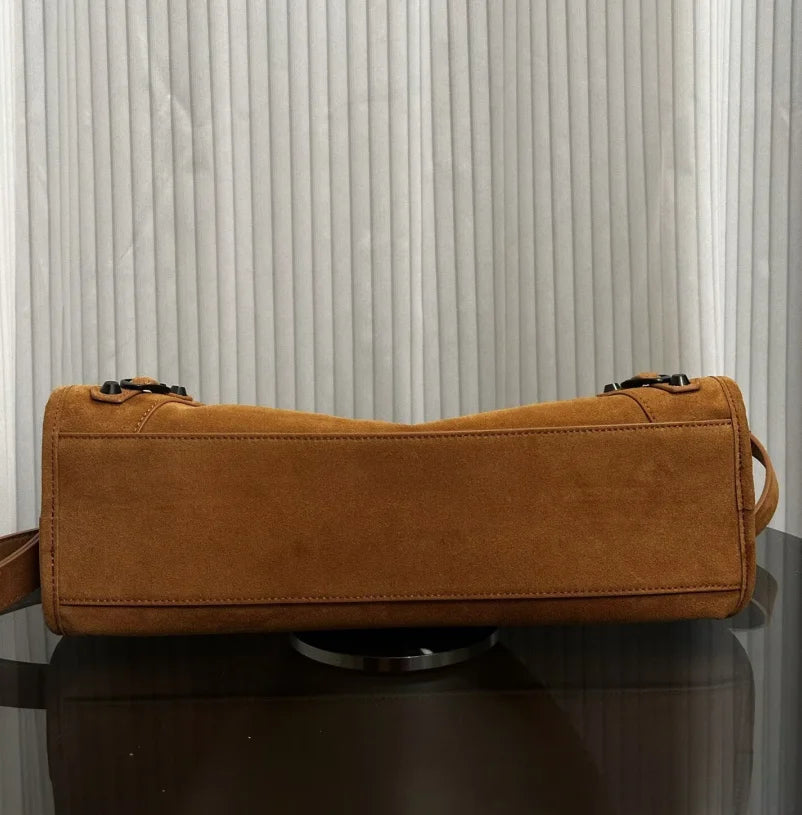 New Handbags European 2026 Tendency Fashion Motorcycle Women Bag Textured Niche Design Stylish Shoulder Crossbody Bag for Women
