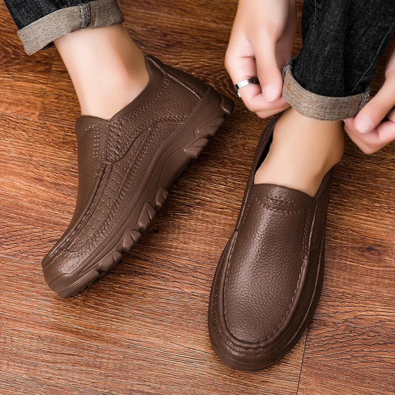 Men's chef shoes waterproof and oil-proof kitchen work shoes ultra-light non-slip EVA soft-soled casual men's shoes garden shoes