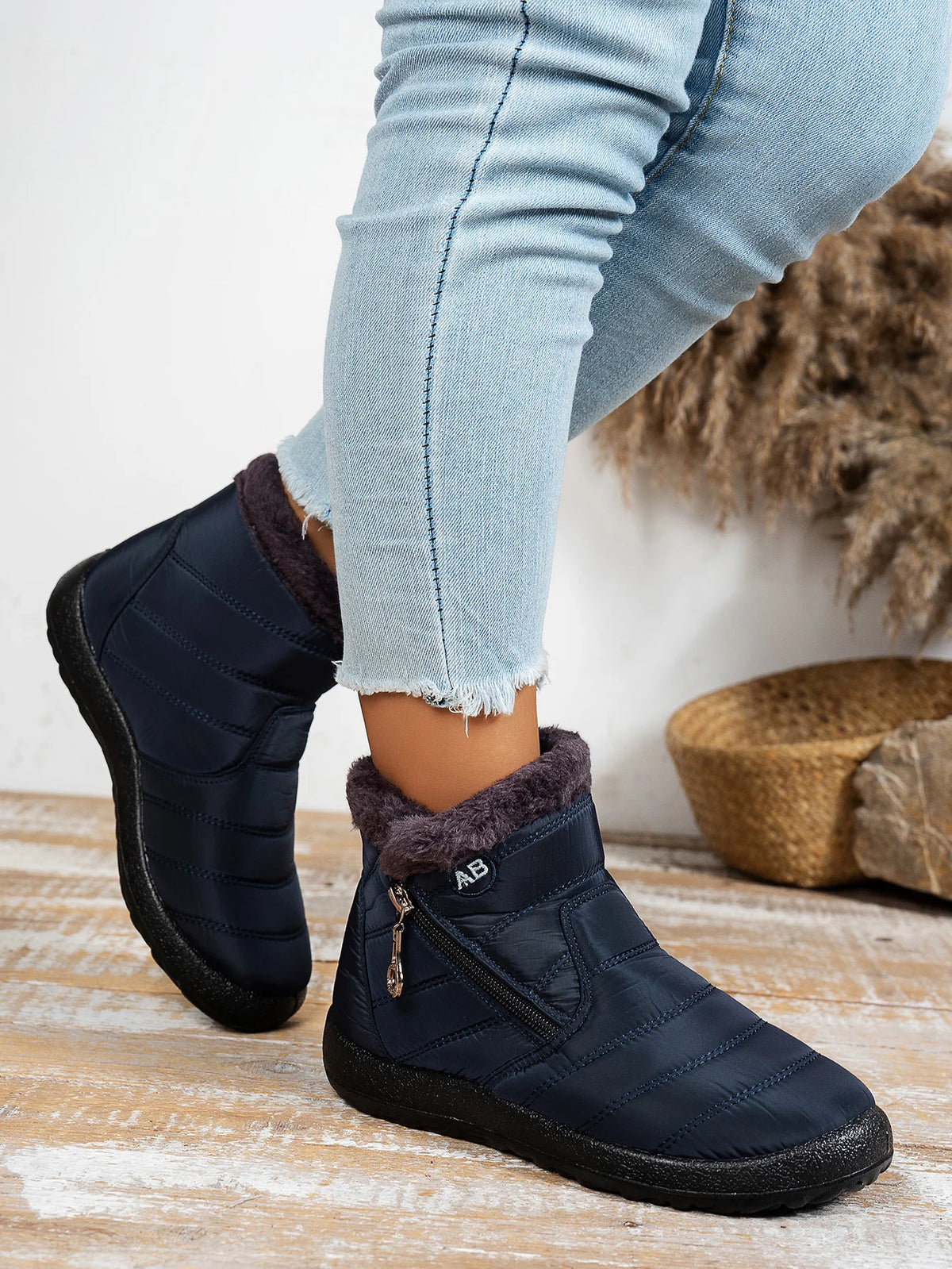 Women High‑Top Cotton Winter Boots Warm Anti‑Slip Slip‑on Loafers Soft Plush Lined Comfort Casual Outdoor Daily Women Shoes