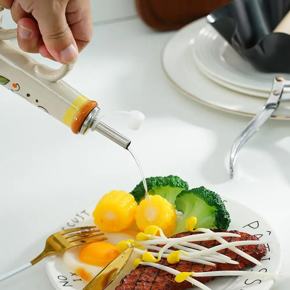 Hand-Painted Ceramic Oil Bottle Kitchen Storage Nordic Vinegar Oil Dispenser Cooking Utensil for Home Use Kitchen Seasoning Jar