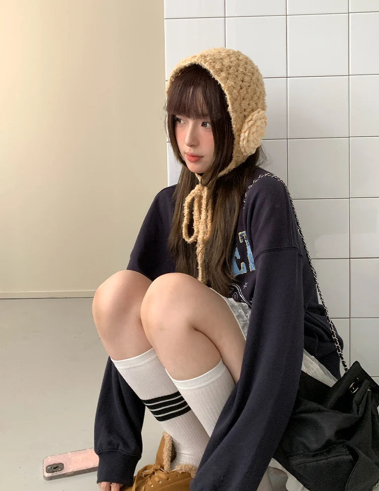 Sweet And Lovely Three-Dimensional Flower Knitted Handmade Women's Autumn And Winter Atmosphere Warm Earmuffs