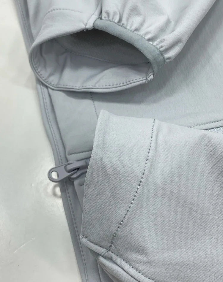 2026 Outdoor Soft Shell Mountaineering Casual Cycling Sports Windproof and Rainproof Camping Men's and Women's Hooded Jackets