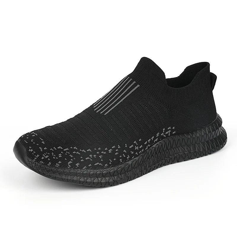 2026 Breathable Men Casual Shoes Lightweight Outdoor Male Walking Shoes Anti-slip Men's Sneakers Slip on Flats Vulcanized Shoes