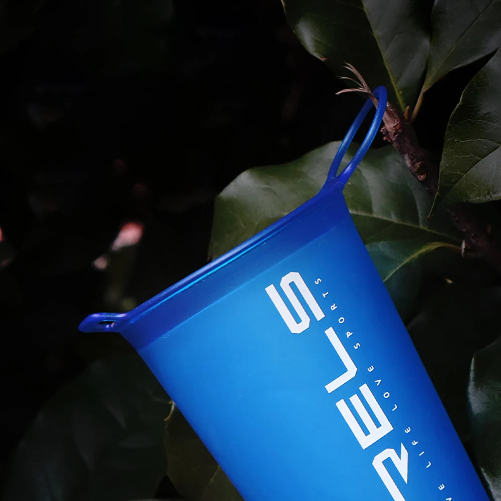 1pc 200ml Foldable Sports Water Cup Marathon Running Folding Soft Lightweight Leak Proof Easy Carry Hydration Bottle for Outdoor