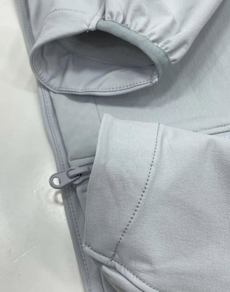 2026 Outdoor Soft Shell Mountaineering Casual Cycling Sports Windproof and Rainproof Camping Men's and Women's Hooded Jackets