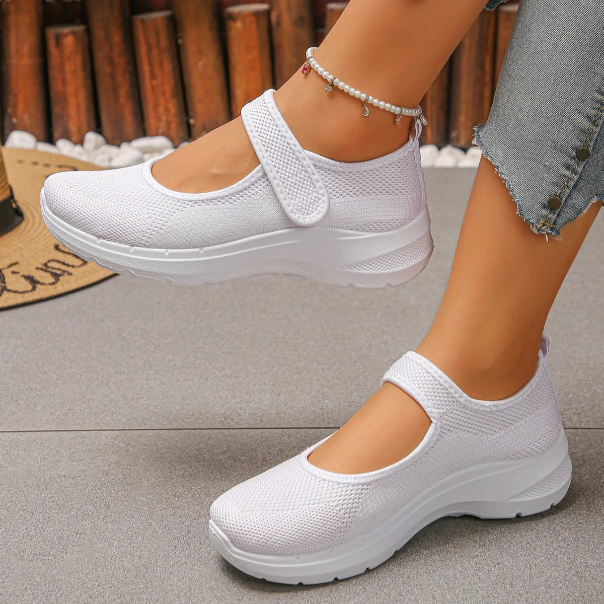*Fashionable Thick Soled Breathable Vulcanized Shoes for Spring/autumn New Round Toe Comfortable Casual Sports Shoes for Women