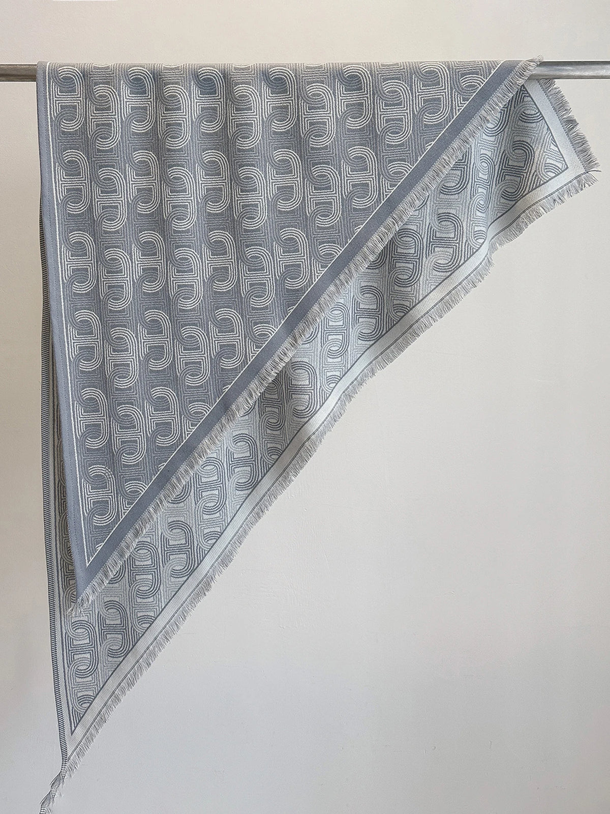 2025 New Luxury Women's Fashion Brand Triangle Scarf - Warm Autumn Winter Printed Pashmina Shawl Bufanda Femme