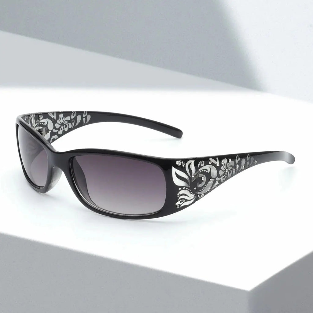 Fashion New Y2K Ladies Pattern Relief Square Small Frame Sunglasses Retro Style Elegant Summer Vacation Beach Glasses