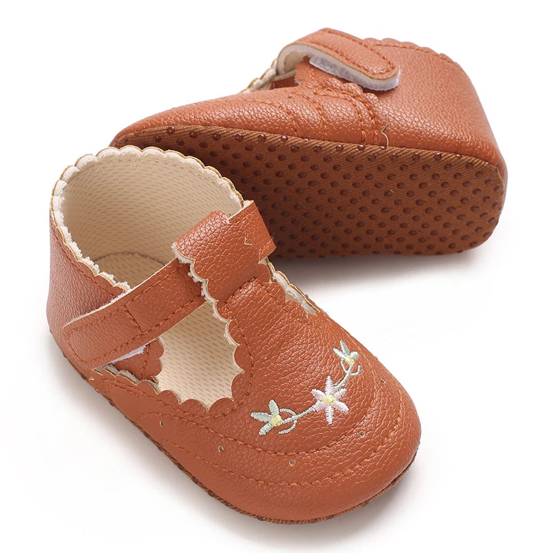 0-18M Baby Girl Princess Shoes Cute Printed Soft Cloth Bottom Anti slip Spring and Autumn Princess Shoes First Step Shoes