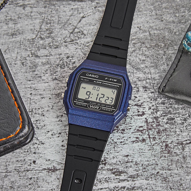 Casio F-91WM-2A Versatile Small Square Watch Retro Comfortable Design