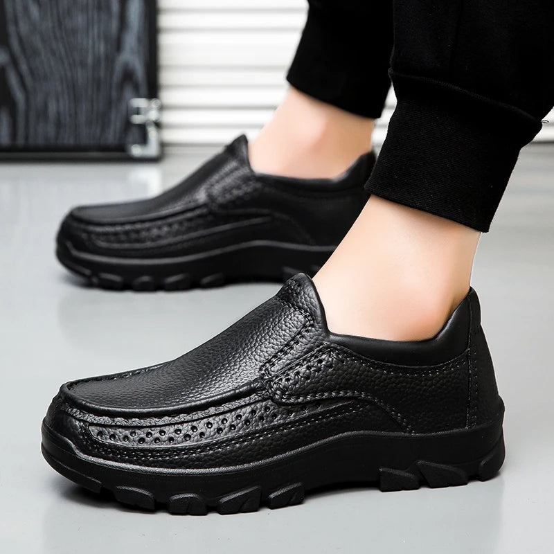 Men's chef shoes waterproof and oil-proof kitchen work shoes ultra-light non-slip EVA soft-soled casual men's shoes garden shoes