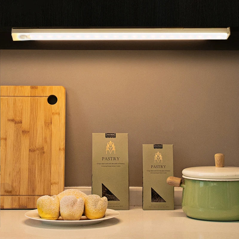 1 LED Motion Sensor Cabinet Light Wireless Magnetic USB Rechargeable under Cabinet & Closet Lighting Night Light for Kitchen