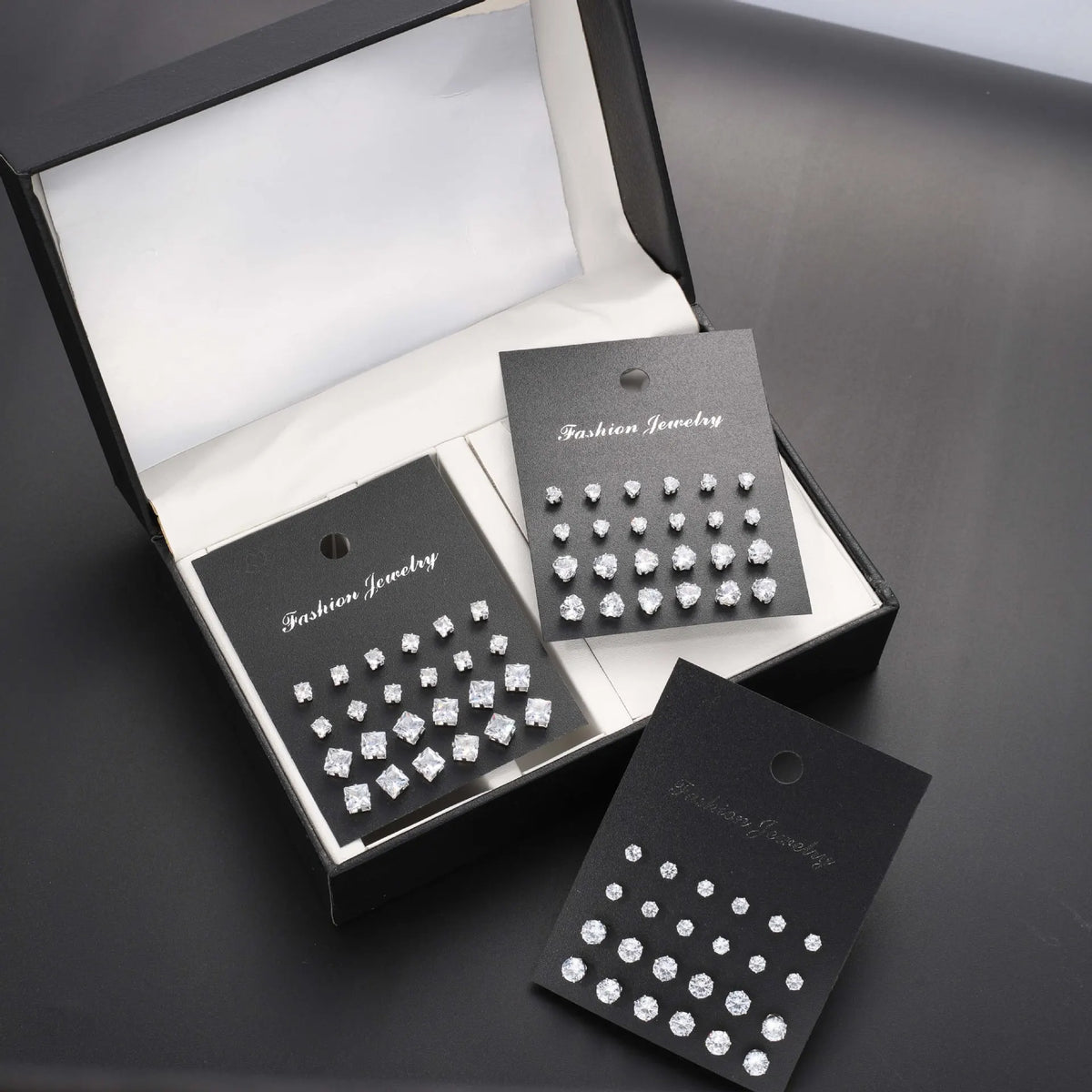 Geometric Six-Claw Heart-Shaped Crystal Zircon Basic Set Ear Studs Vintage Elegant 36 Pairs Unisex
