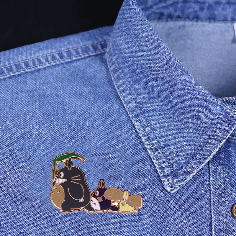 Totoro Brooch Japanese Manga Around The Metal Cartoon Badge Trinkets Design Sense Clothes Backpack Versatile Badge