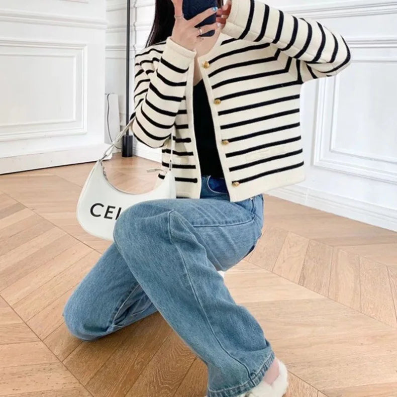 Elegant Striped Knitted Cardigans Coat Fashion Long Sleeve Women O-Neck Single Breasted Korean Sweaters Autumn Tops New Cardigan