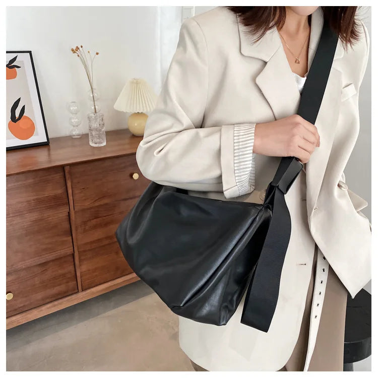 Tilorraine women bag leather large capacity single shoulder bag PU female versatile messenger bag retro style crossbody bag