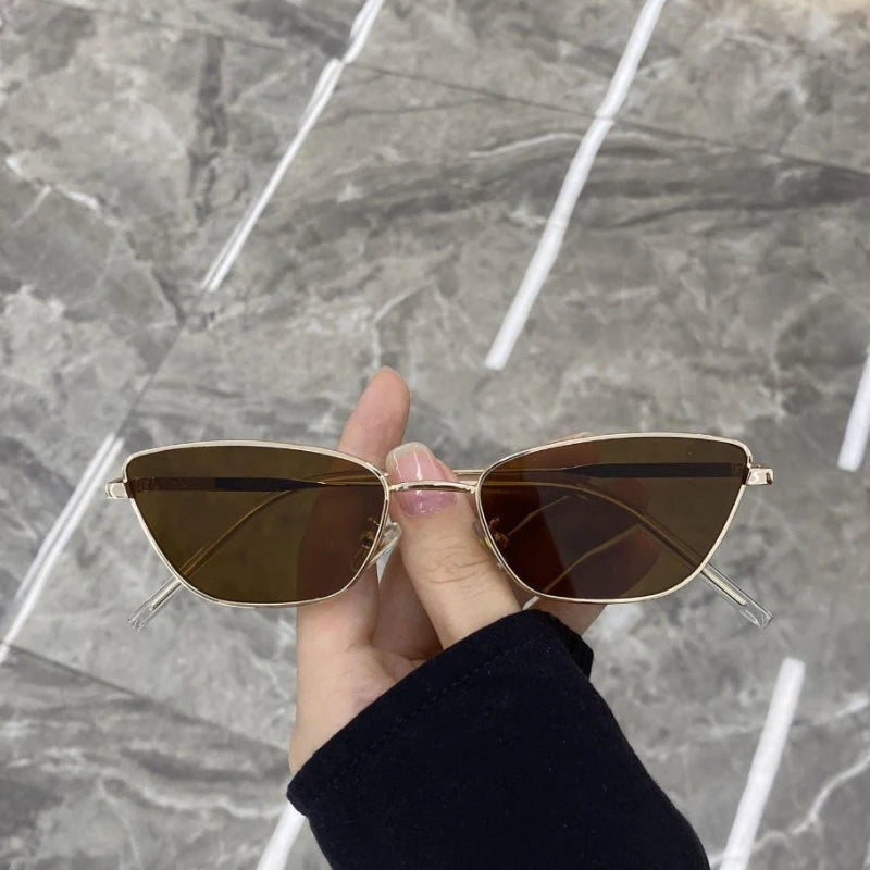 Sunglasses Woman 2026 Ultra Light Cat Eye Sun Glasses for Women UV Protection Retro Flat Eyepieces Oval Face Travel Shades