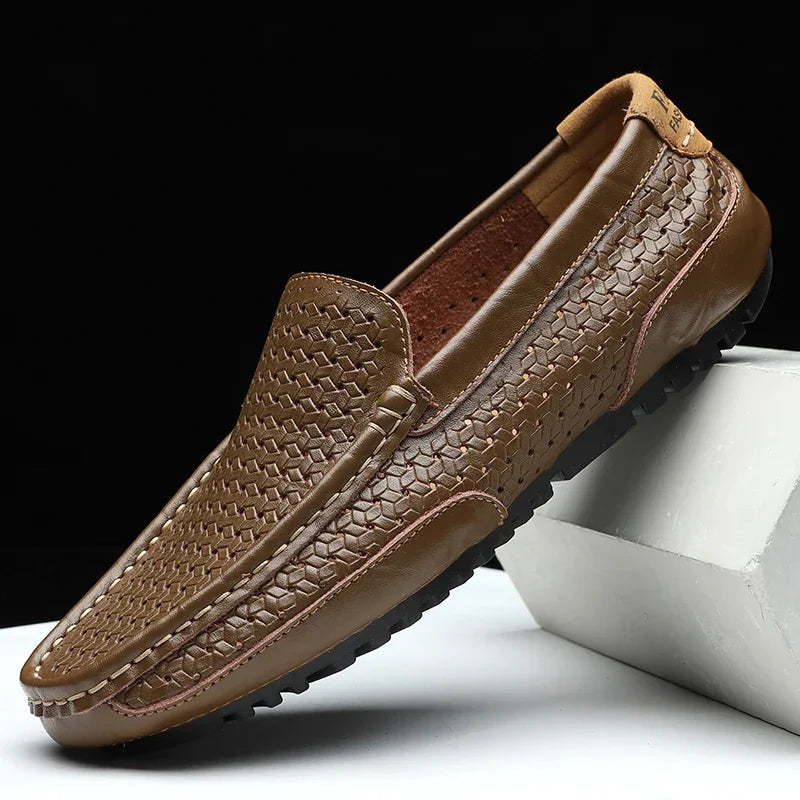 2026 Summer Men Casual Shoes Luxury Brand Genuine Leather Mens Loafers Moccasins Hollow Out Breathable Slip on Driving Shoes