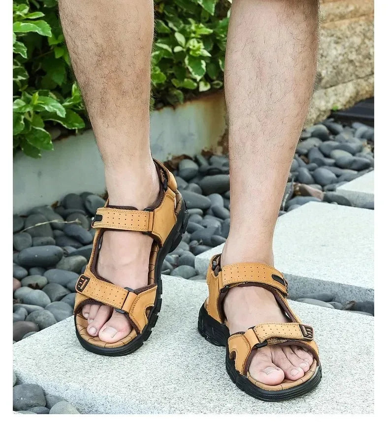 2026 New Genuine Leather Men's Sandals Summer Outdoor Non-slip Hiking Trekking Shoes for Men Beach Slippers Casual Sneakers