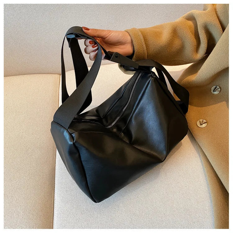 Tilorraine women bag leather large capacity single shoulder bag PU female versatile messenger bag retro style crossbody bag