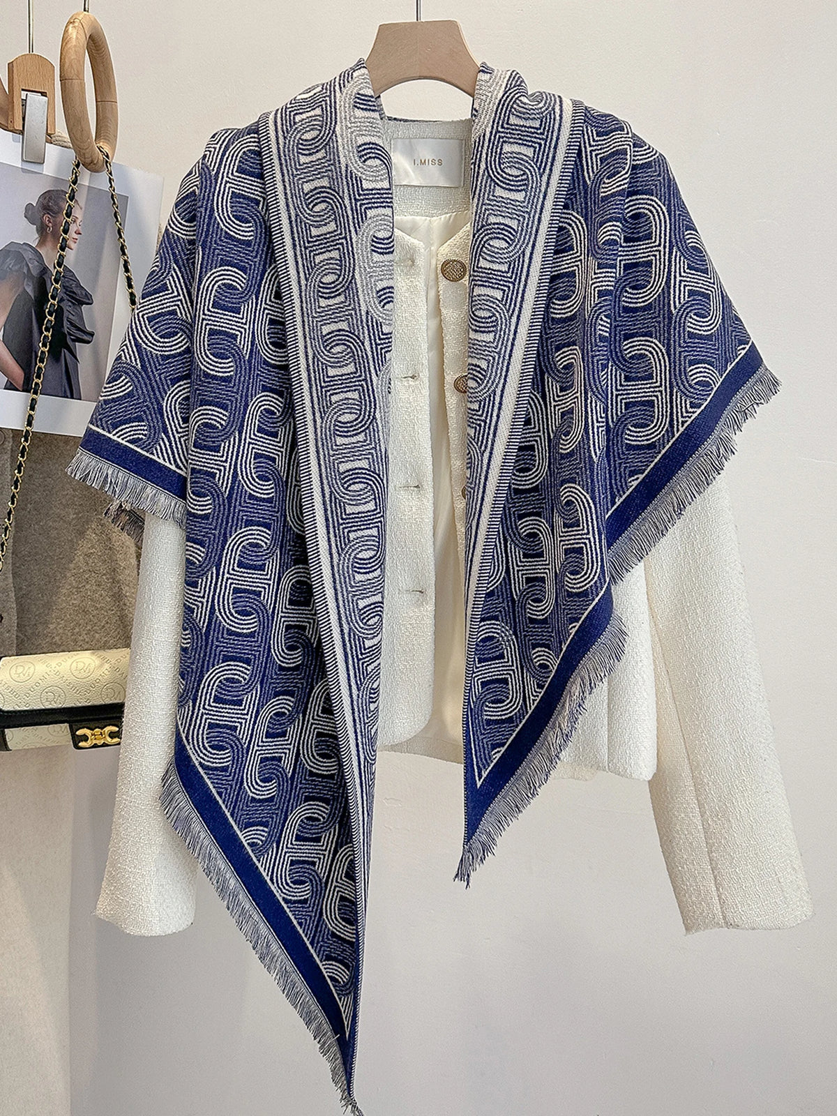 2025 New Luxury Women's Fashion Brand Triangle Scarf - Warm Autumn Winter Printed Pashmina Shawl Bufanda Femme