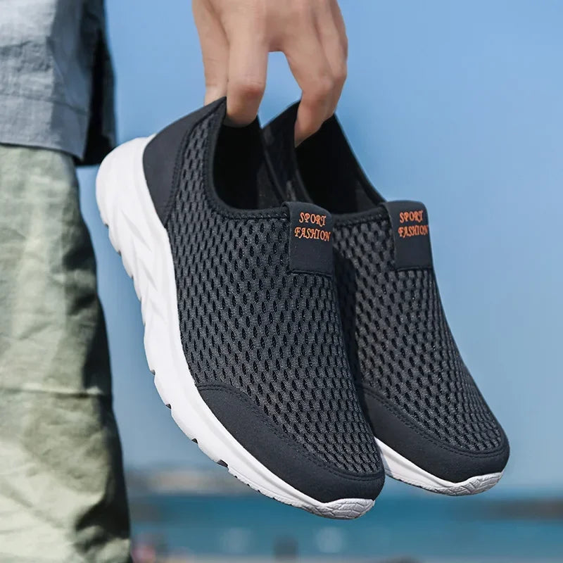 Men's and Women's Casual Breathable Walking Couple Shoes, Outdoor Soft, Lightweight, Fashionable Sports Shoes, 2025 New Model
