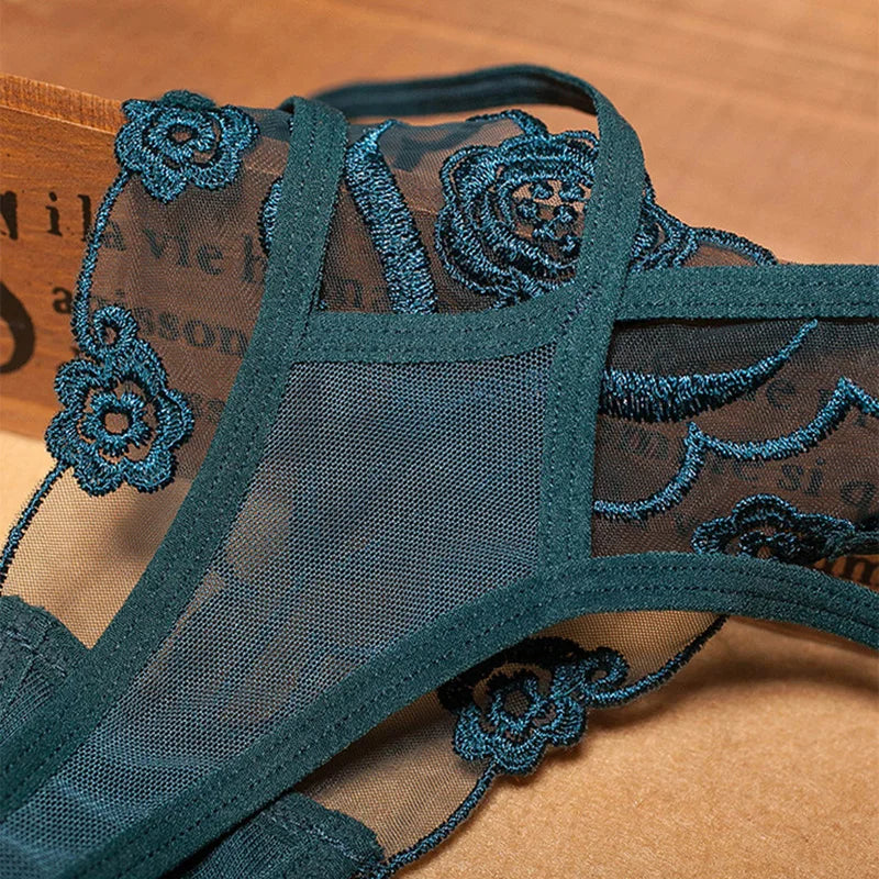 Women's Underwear Sexy Lace Breathable Lingerie Panties Thongs for Woman Female Briefs Panty Transparent Plus Size Underpants