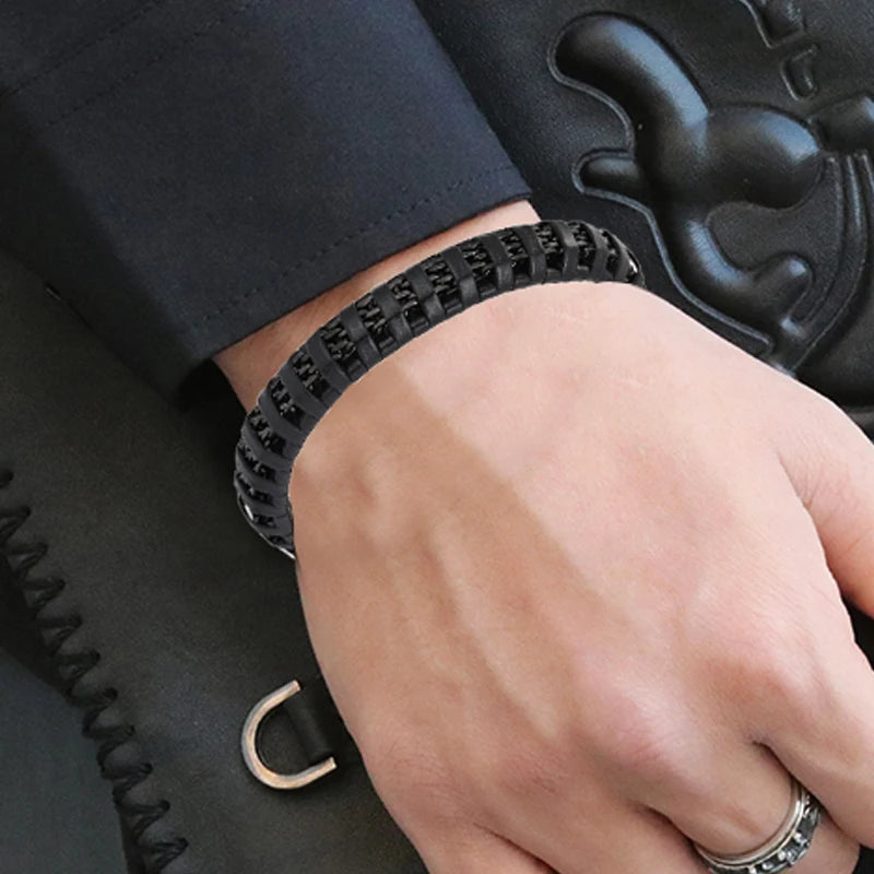 New Fashion 8mm Chain Curb Cuban Link Charm Leather Bracelets Men Stainless Steel Magnet Clasp Hand Bracelet Homme Men's Gifts