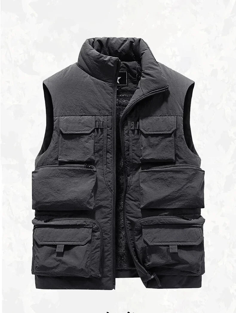 Men's New Keep Warm Fleece Work Sleeveless Jacket Slim Fit Windbreaker Fashion Many Pocket Jacket Men Winter Sleeveless Jackets