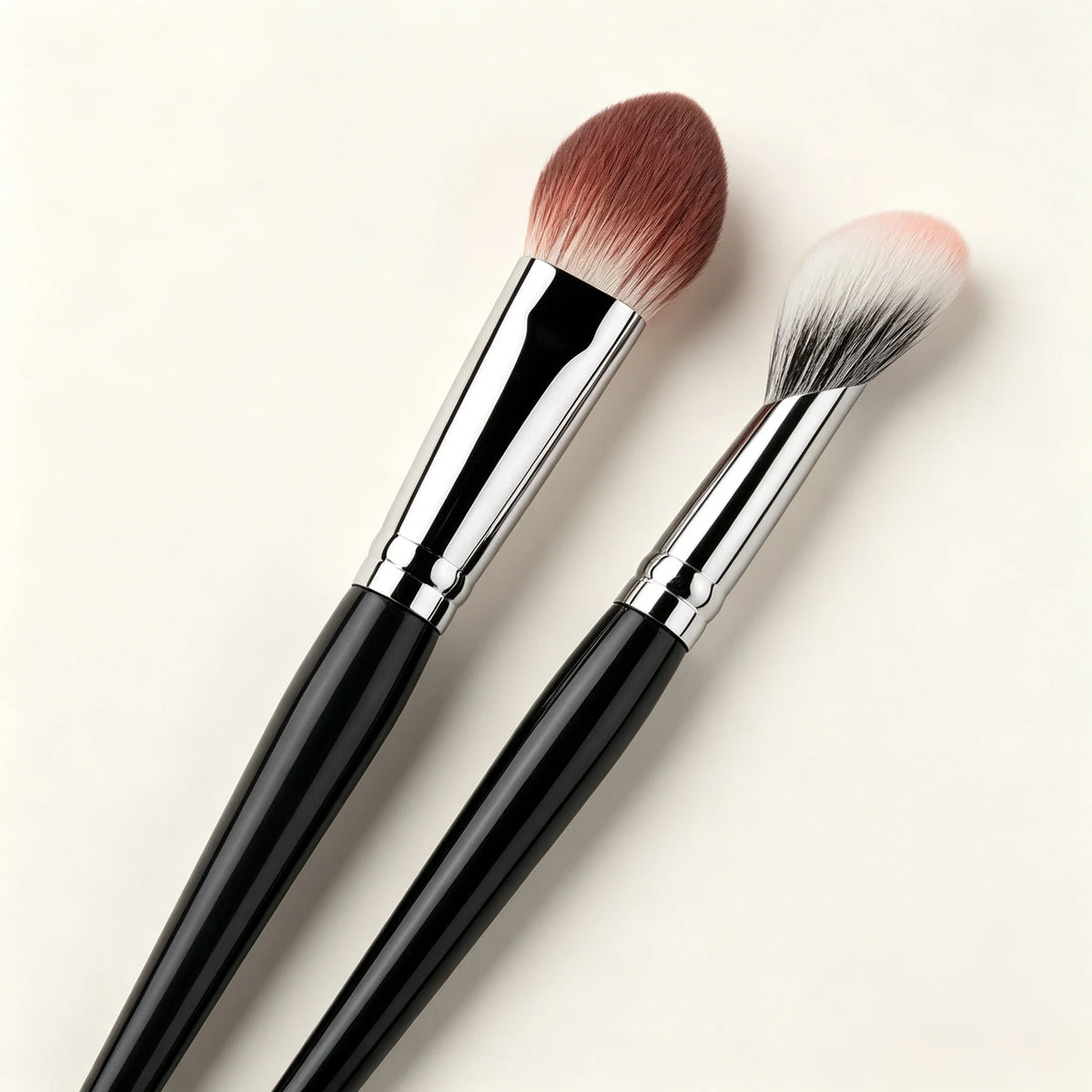 Pincel de Blush em Forma de Coração Pêssego 1/2 Peças Pincel de Maquilhagem Compacto Plano e de Precisão Aplicador Cosmético para Blush em Pó, Creme e Líquido