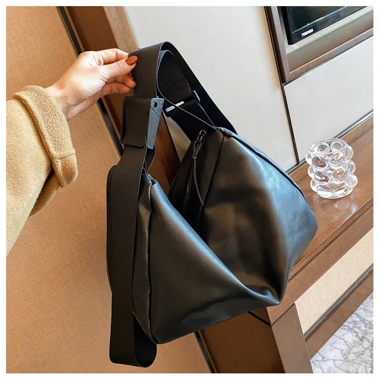 Tilorraine women bag leather large capacity single shoulder bag PU female versatile messenger bag retro style crossbody bag