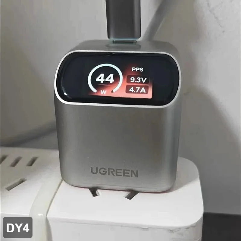 UGREEN X740 45W GaN Smart Display Charger – 3-Port USB-C PD3.0/PPS Fast Charging with Foldable Plug
