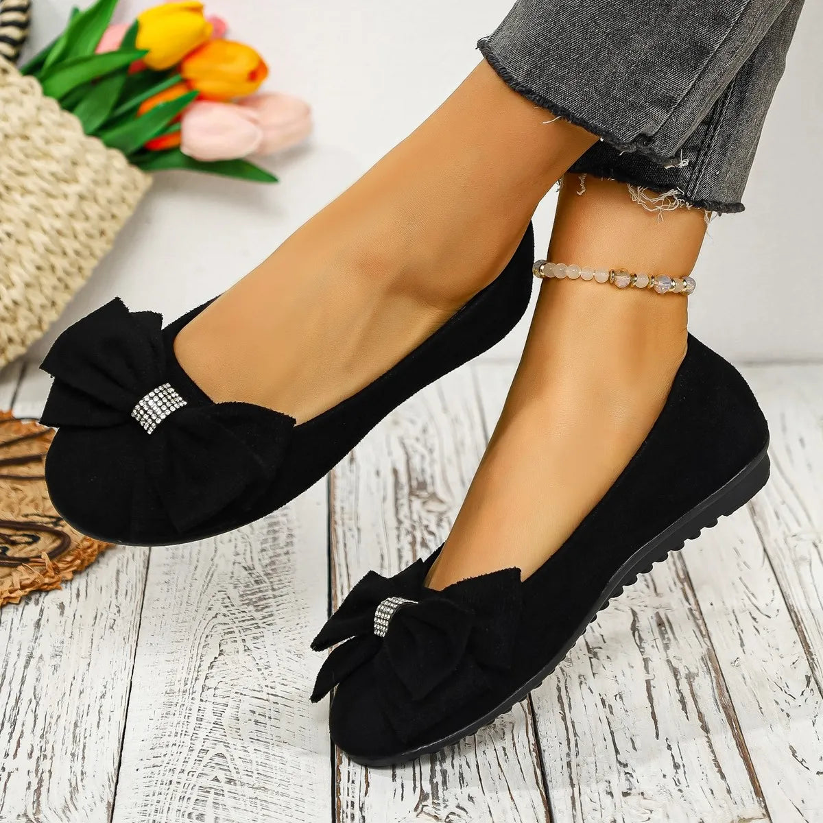 Women Flats Shoes 2026 Summer New Bow Pointed Toe Female Loafers Walking Fashion Sneakers Casual Shallow Breathable
