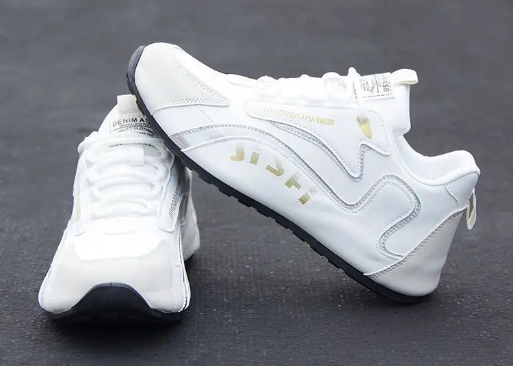 Autumn New Leather Men Shoes breathable solid color shoes Trendy anti slip shoes Waterproof travel casual sneakers Zapatos