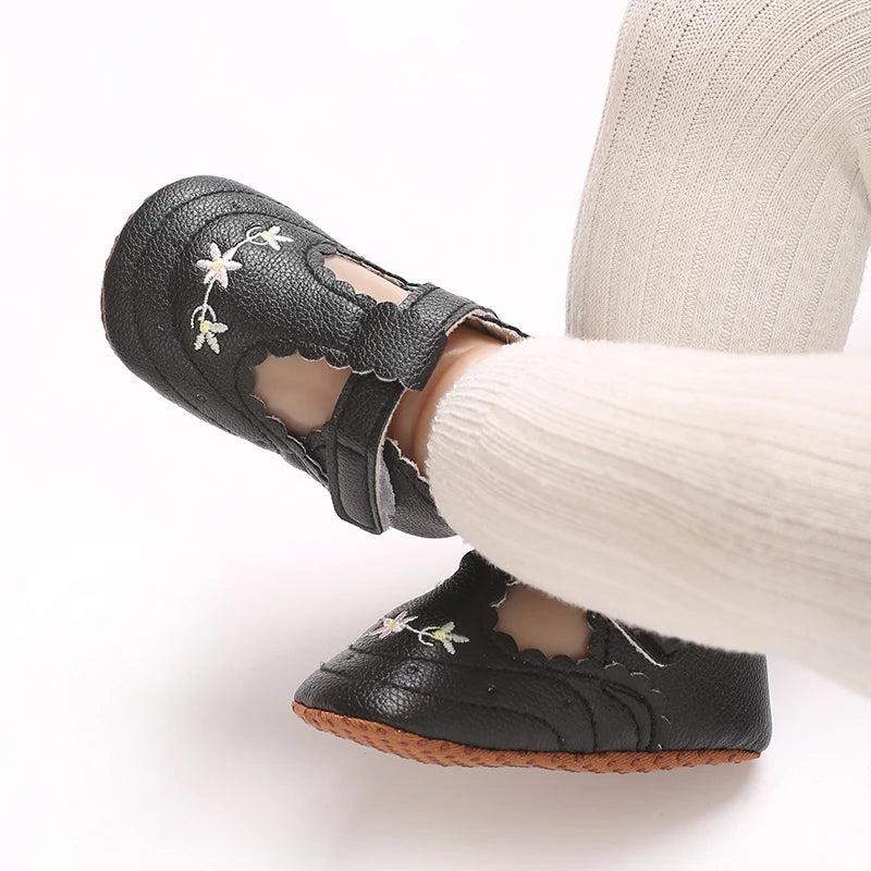 0-18M Baby Girl Princess Shoes Cute Printed Soft Cloth Bottom Anti slip Spring and Autumn Princess Shoes First Step Shoes