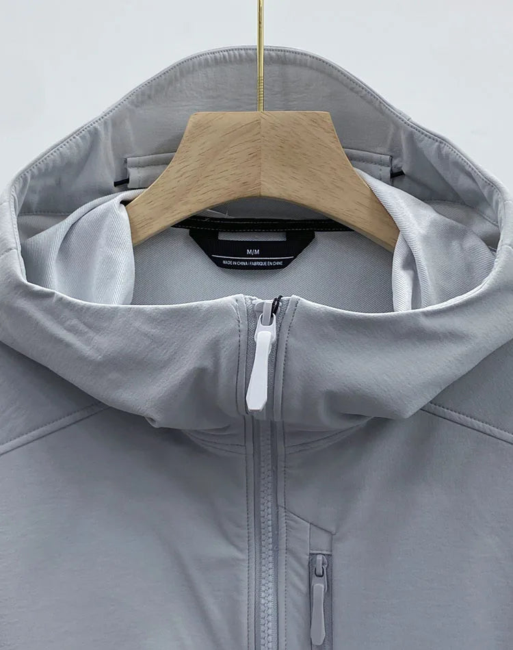 2026 Outdoor Soft Shell Mountaineering Casual Cycling Sports Windproof and Rainproof Camping Men's and Women's Hooded Jackets