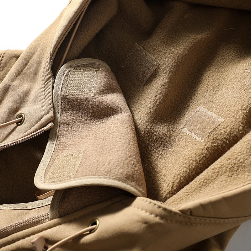 ARC New Storm Jacket Outdoor Sports Camping Mountaineering Fashion Men Plus Cashmere Windproof Waterproof Function Storm Jacket