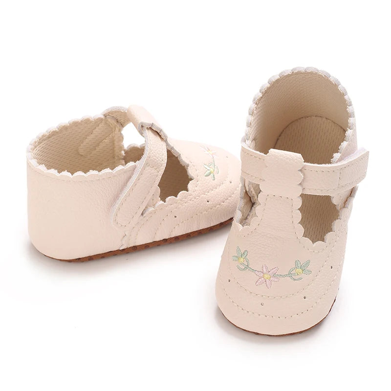 0-18M Baby Girl Princess Shoes Cute Printed Soft Cloth Bottom Anti slip Spring and Autumn Princess Shoes First Step Shoes