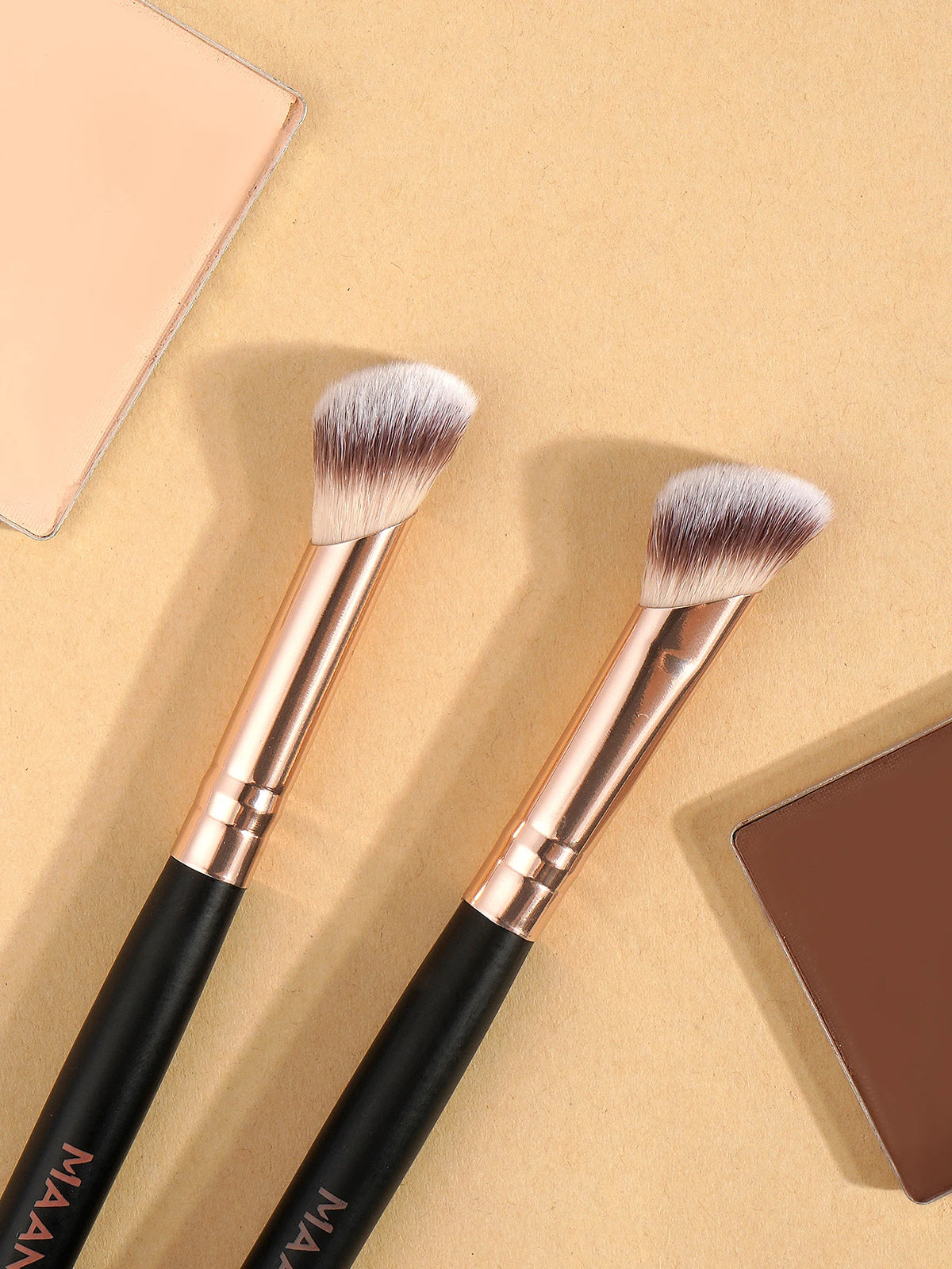 MAANGE 4pcs Basic Makeup Brushes Set With Box Dual-ended Foundations Powder Blush Details for Eyeshadow Brushes Beginner Travel