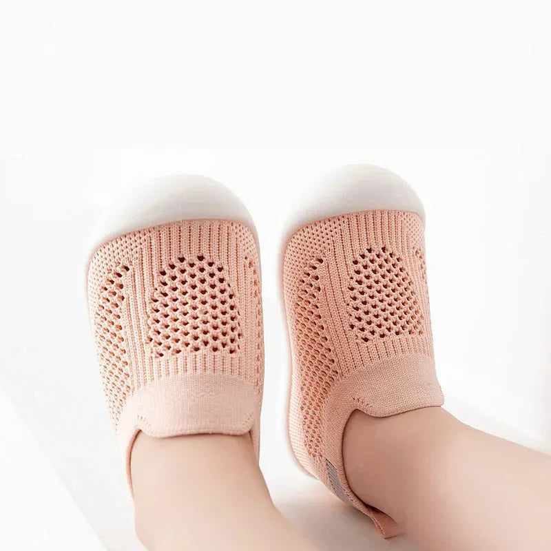 Spring Popular New Baby Shoes Mesh Knit Breathable Kid Girls Boys 0-3T Summer Slip-On Casual Sneakers Toddler Non-Skid Prewalker