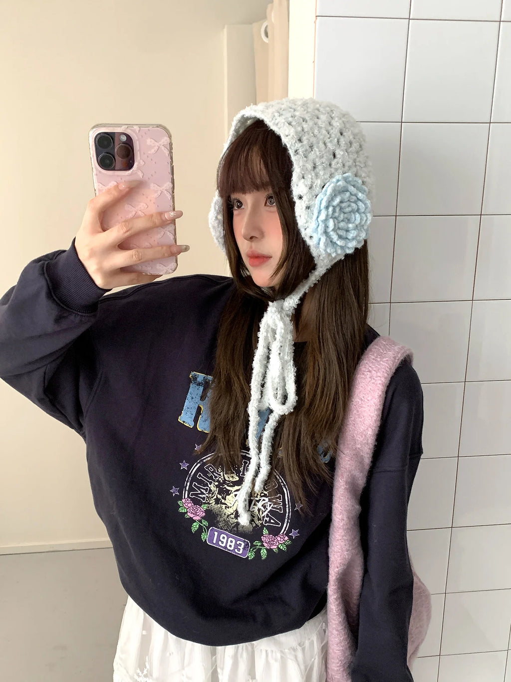 Sweet And Lovely Three-Dimensional Flower Knitted Handmade Women's Autumn And Winter Atmosphere Warm Earmuffs
