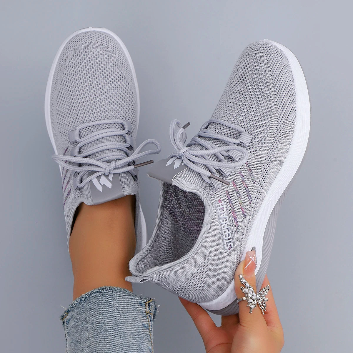 Spring and Autumn New Women's Casual Lace up Comfortable, Breathable, Lightweight and Wear-Resistant Sports Shoes