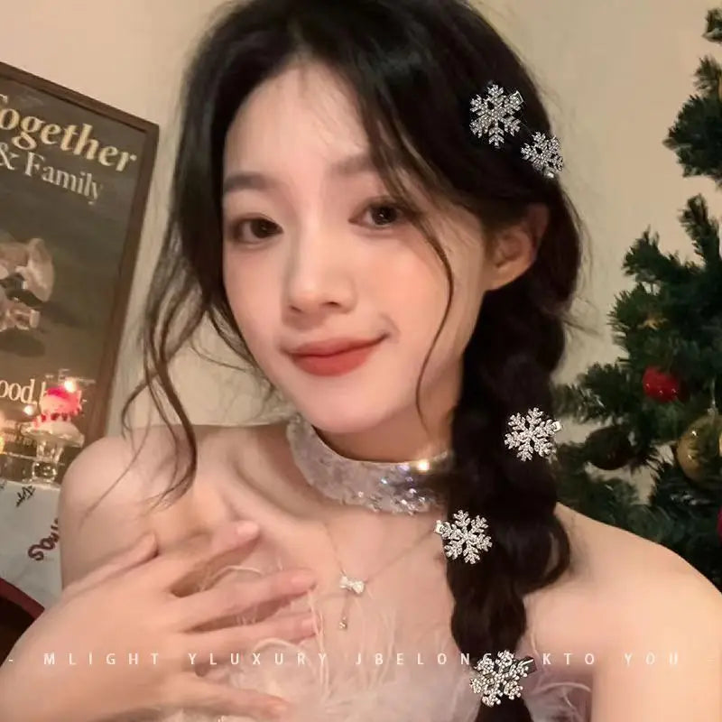 2pcs Sliver Snowflake Hair Clip Women Girls Sweet Bangs Side Clip Glitter Shiny Edge Hairpins Christmas Xms Headwear
