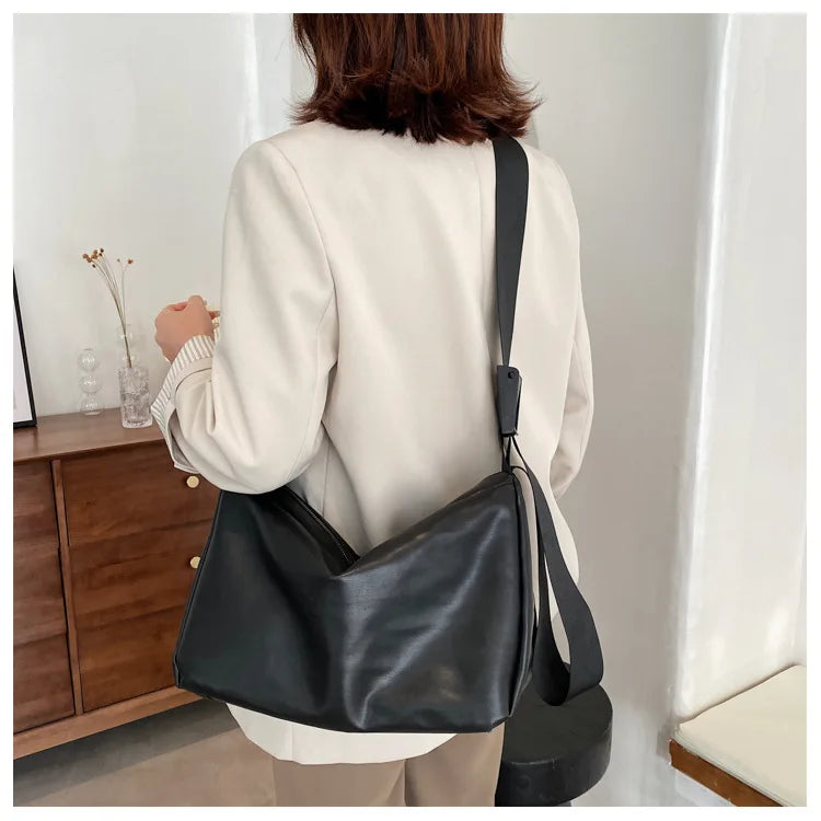 Tilorraine women bag leather large capacity single shoulder bag PU female versatile messenger bag retro style crossbody bag