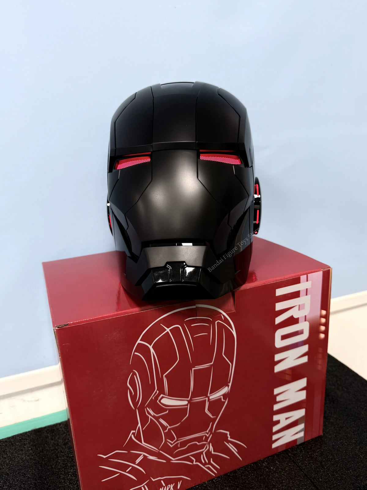 New Auto King 1:1 Red Helmet Cosplay Voice Control Eyes with Light Matte Black Golden Model Toys Wearable Adult Christmas Gift